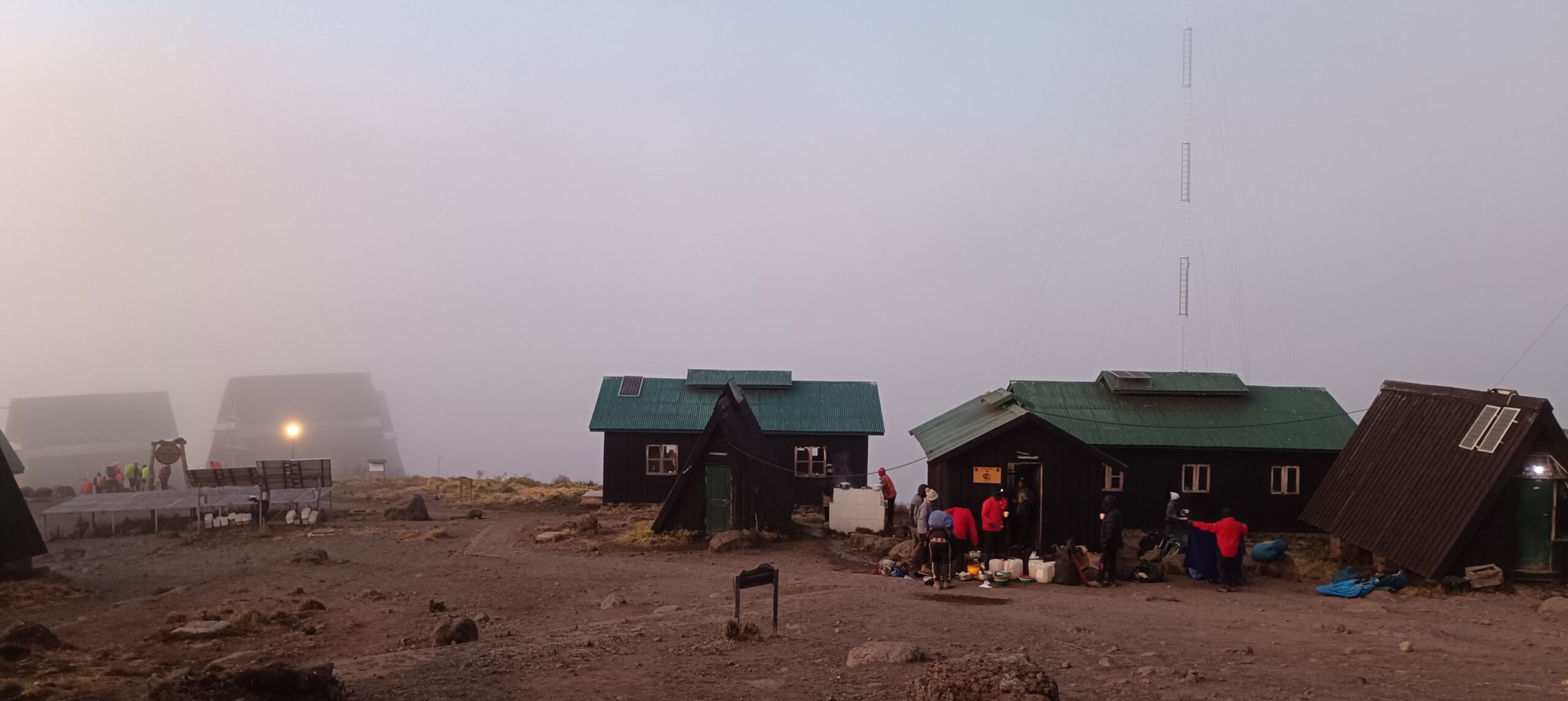kilimanjaro horombo hut 3720m