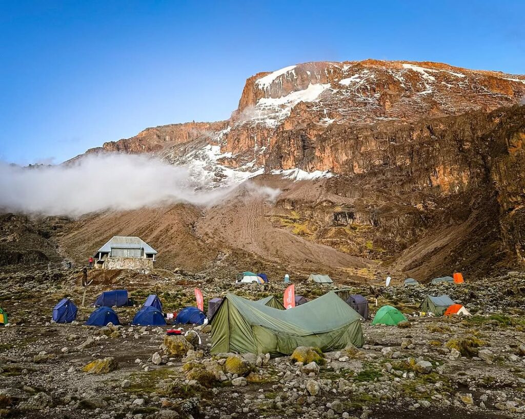 lemosho route climbing and camp