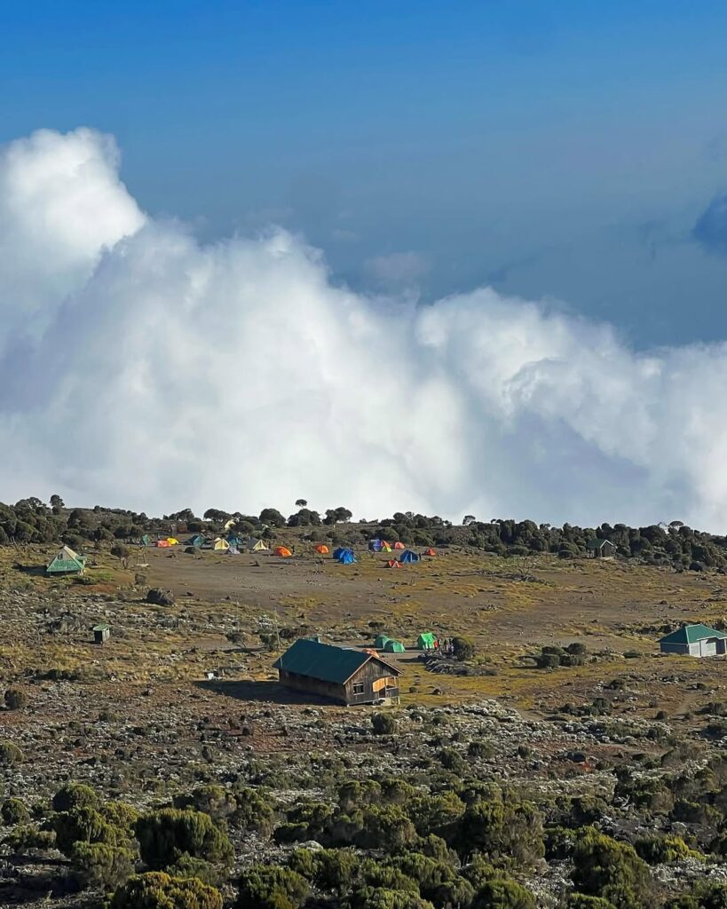 Machame route Kilimanjaro old house tend