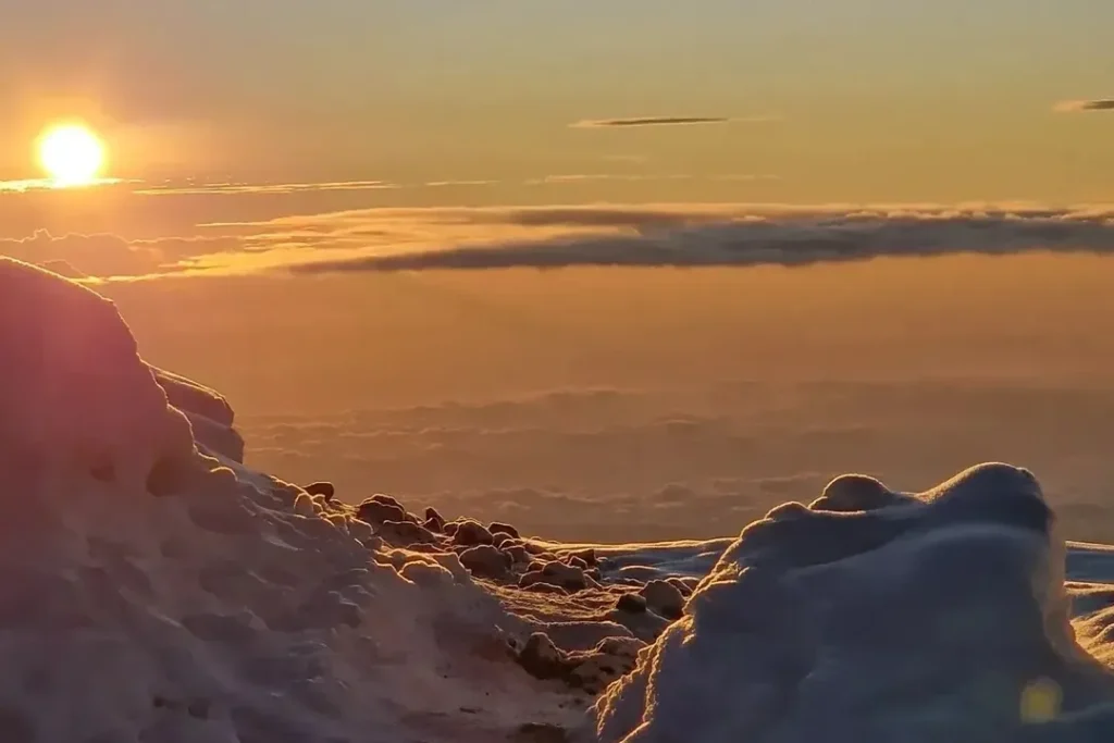 kilimanjaro umbwe route peak uhuru snow